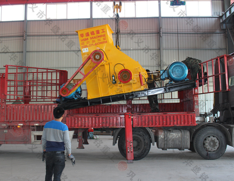 華盛銘廠家的雙級粉碎機就比普通粉碎機省心省錢