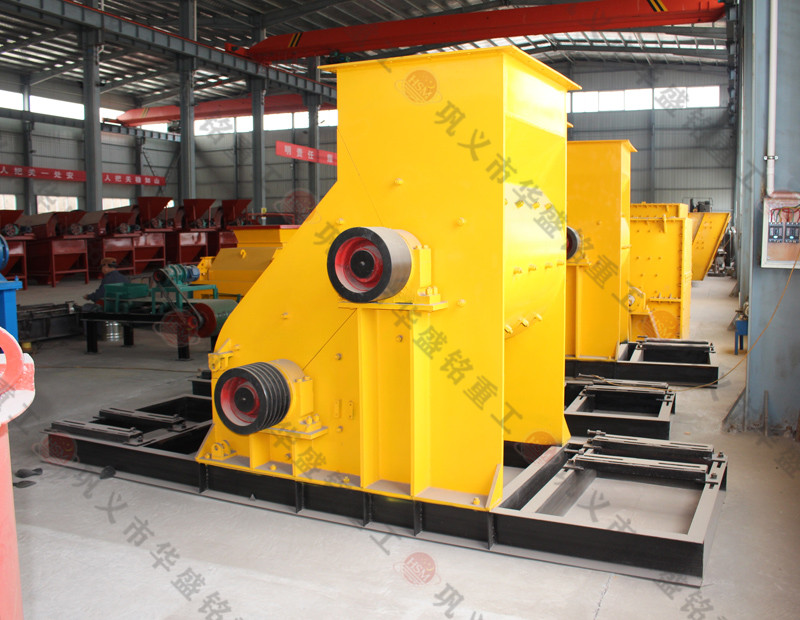 膨潤(rùn)土粉碎機(jī)1